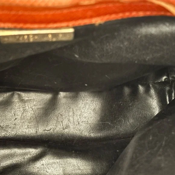 Bottega Veneta Crossbody. Flap Lock Closure. Purchased from JEBWA. - Picture 6 of 9